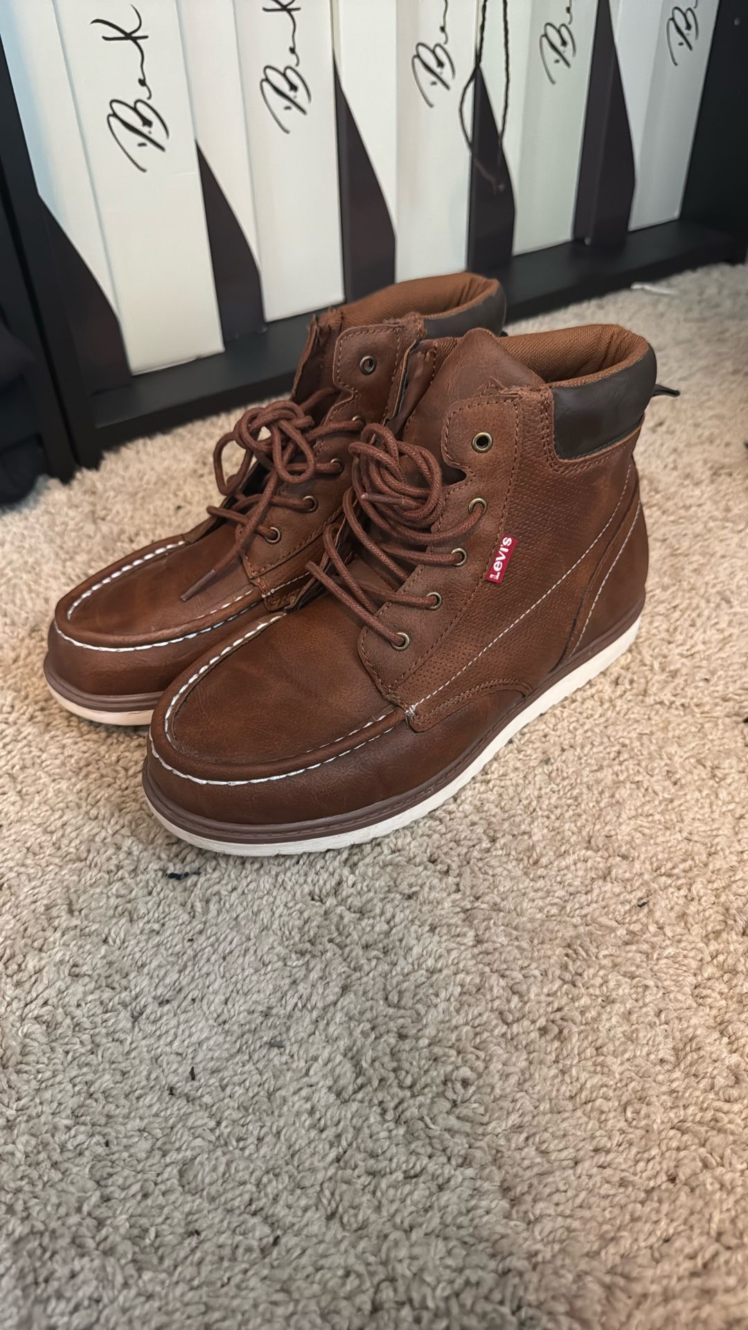 Levi’s Kids Boots Size 6