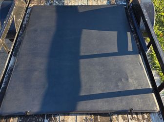 Truck bed cover