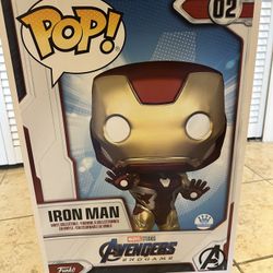 Giant Iron Man Funko Pop 