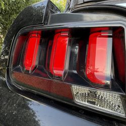 05-09 Mustang Aftermarket Taillights 
