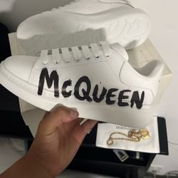Mcqueen size 9