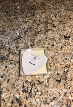 Mr & Mrs ring tray
