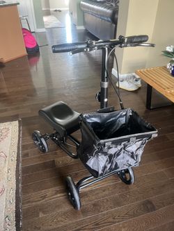 KneeCycle Knee Walker For Sale Like New