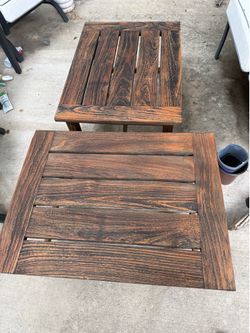 2 Outdoor end/coffee tables