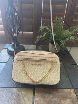 Michael Kors Crossbody