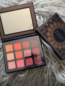 Ace beaute Scarlet dusk palette