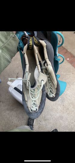 LaSportiva Women’s Rock Climbing Shoes - Size 8
