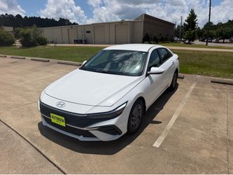 2024 Hyundai Elantra