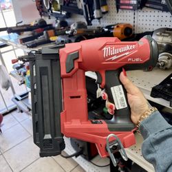 Milwaukee Nail Gun