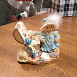 Collectible Cherished Teddies 1997 Kaitlyn " Old Treasures, New Memories " Girl W/Chest Of Old Toys #302600