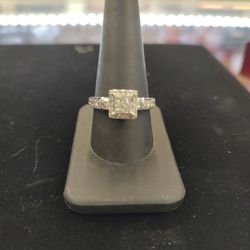 10k Diamond Ring,Sz 10