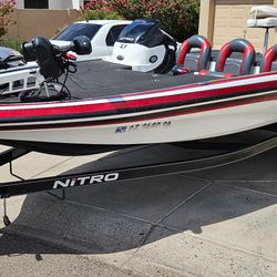 150 optimax pro xs 122hrs Active Target 2 Elite fs9 3 in 1  Point 1 Runs amazing, zero issues  New tires New bearings for trailer  Tournament ready 