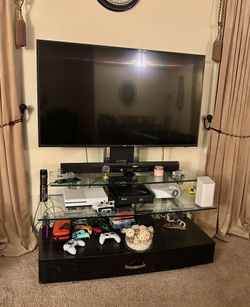 TV Trolley - Glass Trolley - Glass TV Stand -  TV Stand 