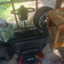 Almost New Gogo All Terrian Motorized Scooter 
