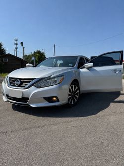Nissan Altima 2.5 SV 2017