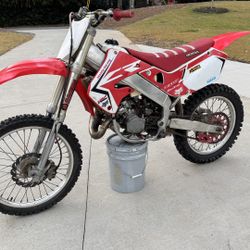1999 Honda Cr 1252 Stroke Dirtbike