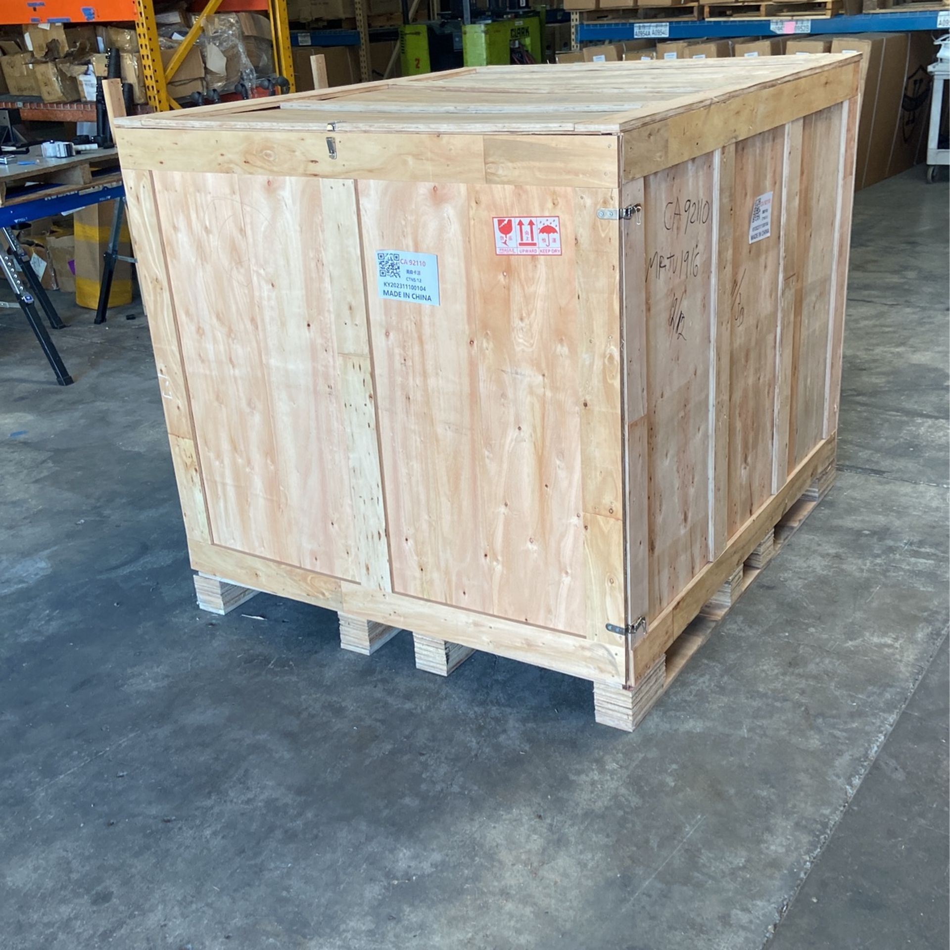 Plywood Crates free for Sale in San Diego, CA OfferUp