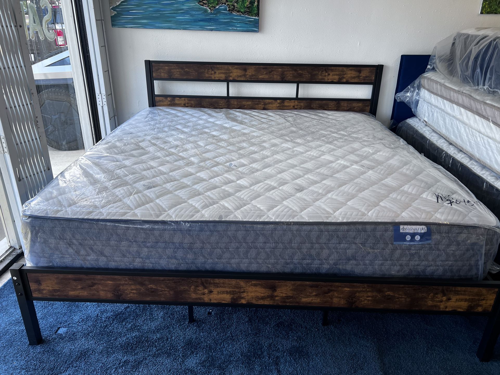 Luxury Queen Hybrid Mattress. Bundle It Up With It’s Box Spring For Extra $50. Insane Deals This Month. Financing Available