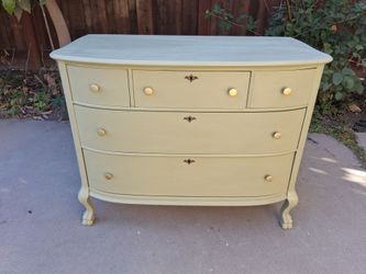 Vintage Sage Green Solid Wood Dresser – Curved Serpentine Front