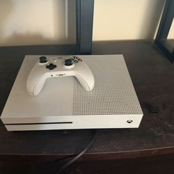X Box One S 1TB