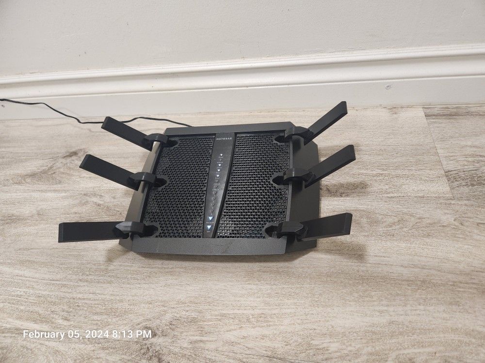 netgear nighthawk x6 r8000 tri-band wifi router