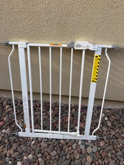 Regalo White Metal Baby Safety Gate
