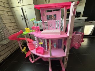Barbie Dream House