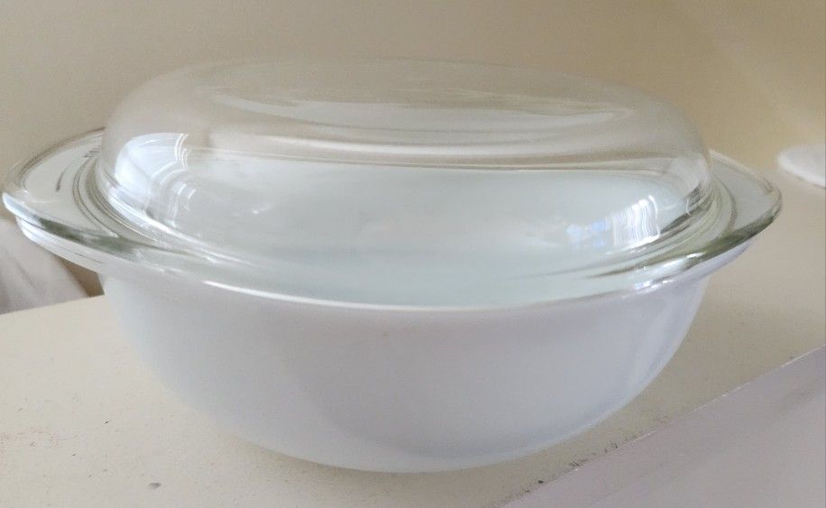 Pyrex Vintage White Opal Baking Dish