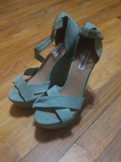Steve Madden Platform Wedge
