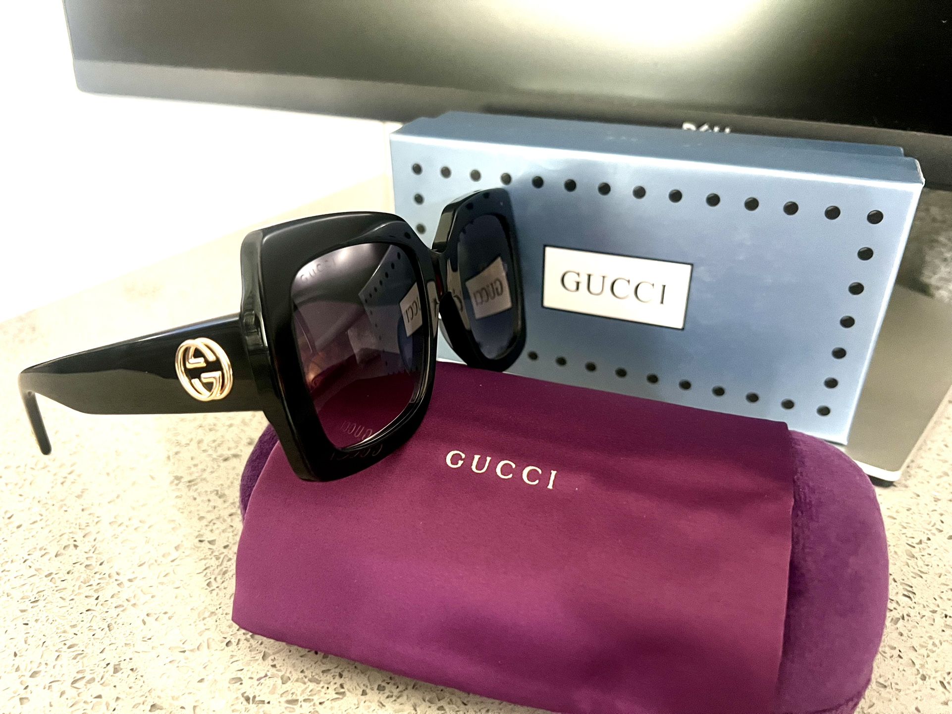 New Gucci GG0083s Oversized Square Women Black Sunglasses