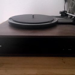 Crosley CR7019A-WA Alto 3-Speed Turntable Shelf System with Bluetooth, FM Radio, and Matching Stereo Speakers, Walnut