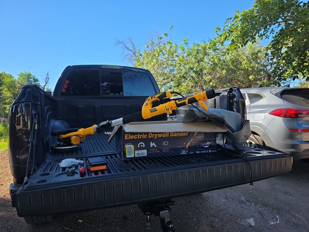 360 LED Ele. Drywall SANDER 75$