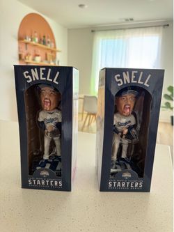 Blake Snell bobble head