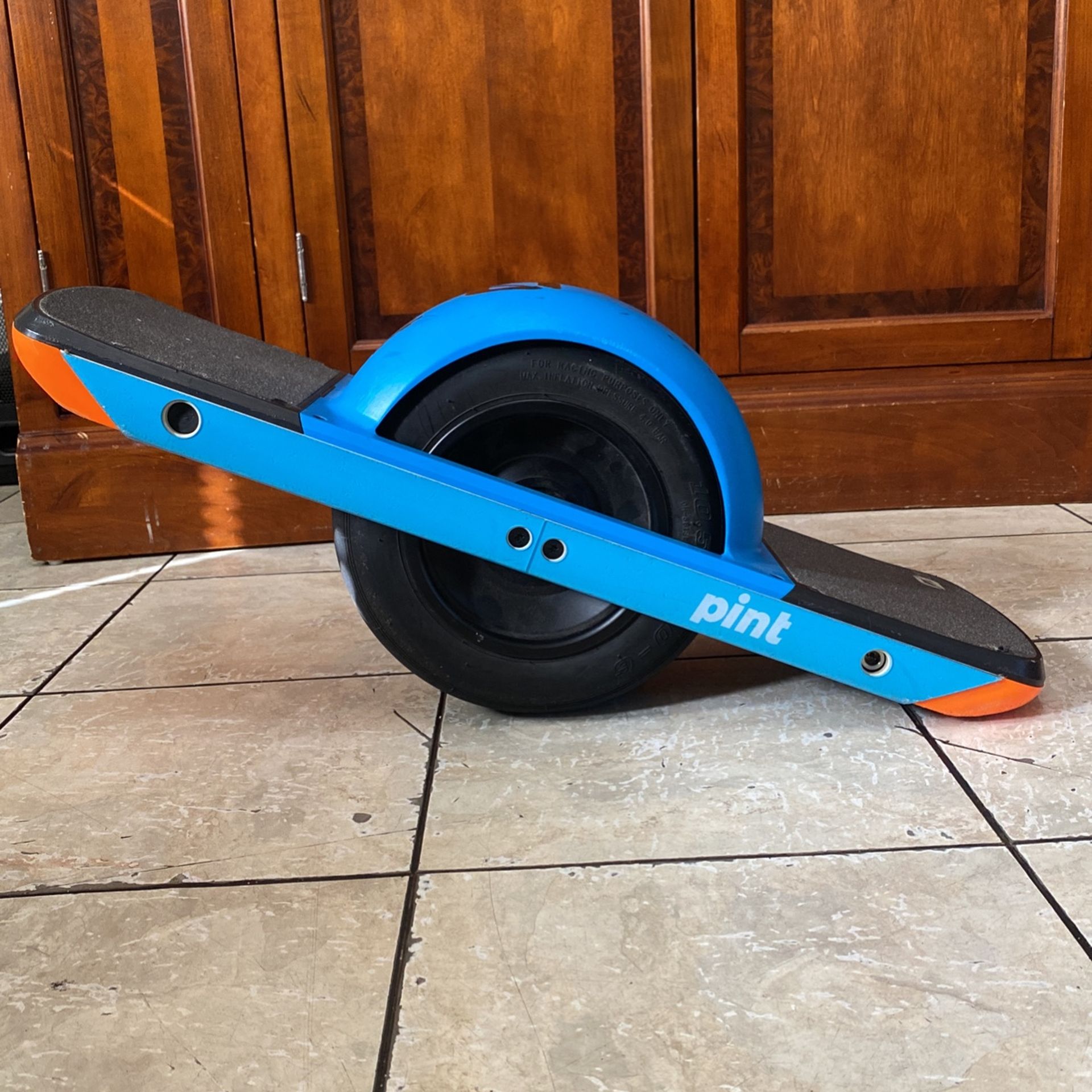 Onewheel Pint (used In Good Conditions) for Sale in Sanford, FL OfferUp