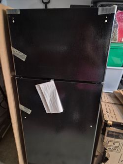 Refrigerator GE