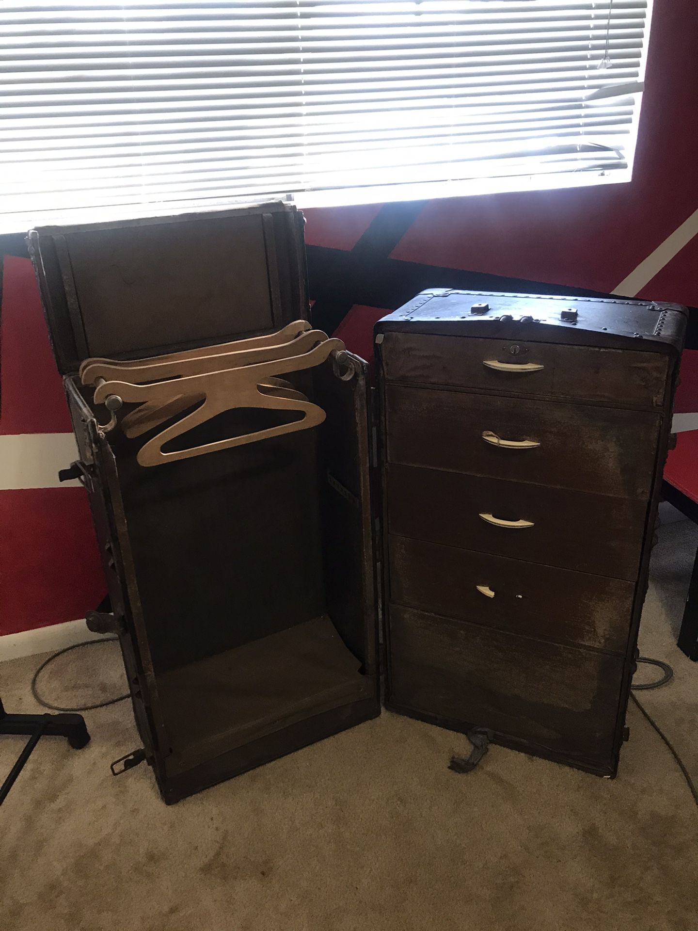 Vintage Antique Traveling Trunk