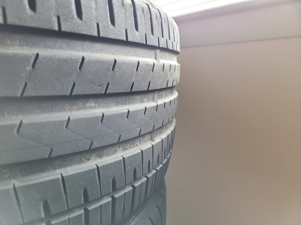 (4) Falken Azenis FK510 255 30ZR 19