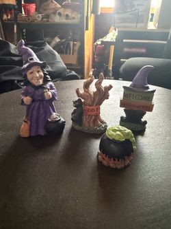 Halloween Mini Decorative Village