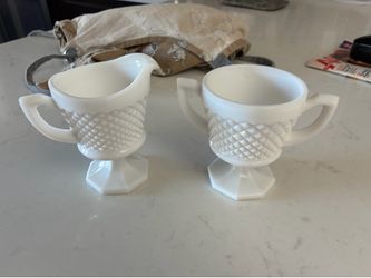 Milk glass set