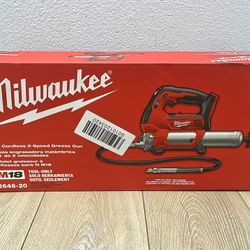 Milwaukee M18 Cordless Grease Gun 2-Speed