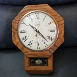 Vintage Tradition Made In USA Clock