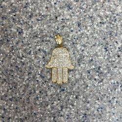10KT GOLD HAMSA PENDANT 