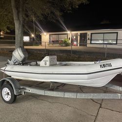 1999 Logic 12ft Center Console 
