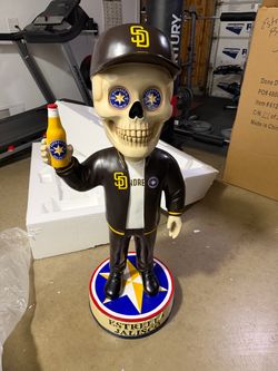 3ft giant San Diego Padres dia de Los muertos bobble head ultra rare