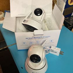 HD smart wireless PT camera connect to cell phone