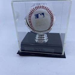 $100 Eric Karros Autographed Baseball
