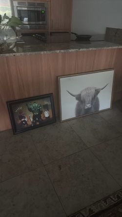 2 wall arts