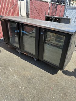 True bar back refrigerator