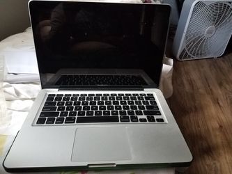 MACBOOK PRO
