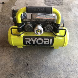 Ryobi One+ Cordless Compressor 